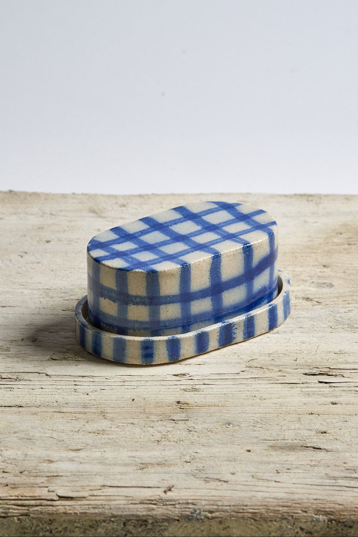 Butter dish