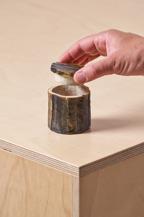 Tiny Box / Vertical carved grooves with copper