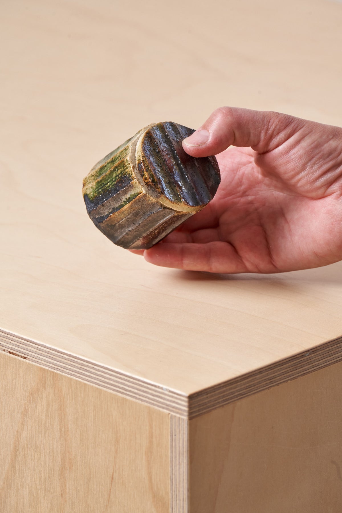 Tiny Box / Vertical carved grooves with copper