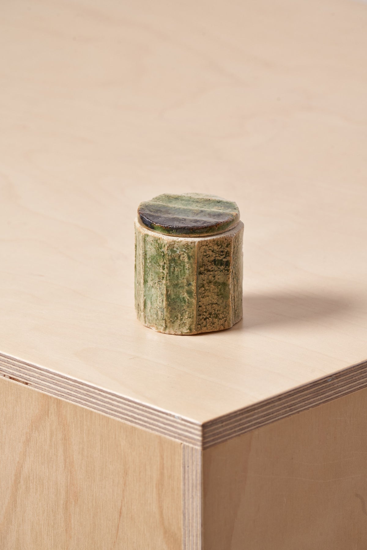 Tiny Box / Large vertical carved grooves with copper