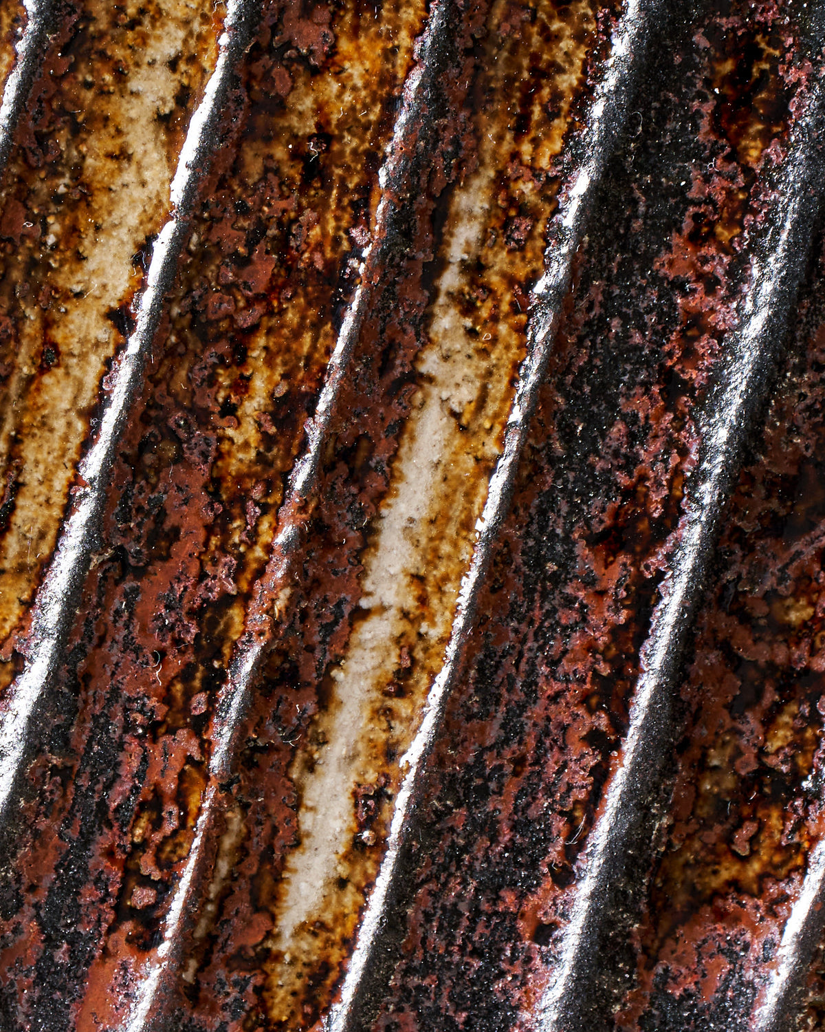Box /  Large Vertical carved grooves with iron