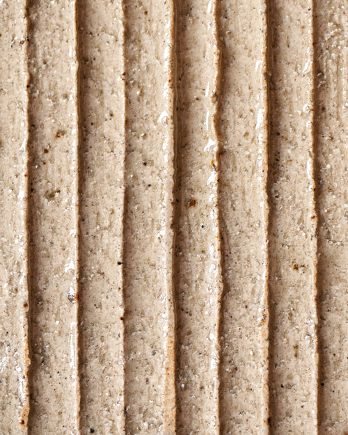 Box /  Narrow Vertical carved grooves with copper kiss