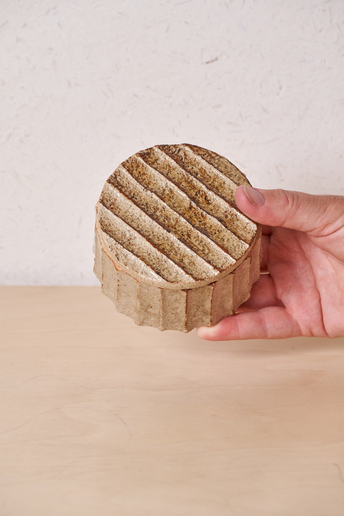 Low Box /  Vertical carved grooves with Iron zash